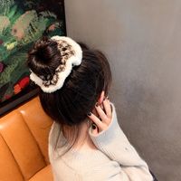 Autumn And Winter New Hair Ring Ponytail Knitted Plush Rubber Band Small Fresh Hair Rope main image 5