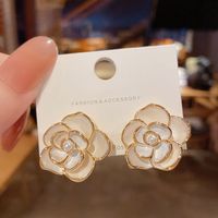 South Korea's High-level Sense Of Light Luxury Temperament White Camellia Earrings Simple Atmosphere Retro Earrings main image 5