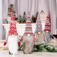 Cross-border New Christmas Decoration European And American Style Knitted Faceless Elderly Long Beard Wine Bottle Cap Wine Bottle Cover Home Holiday main image 6