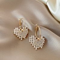 S925 Silver Needle Pearl Earrings Baroque Retro Personalized Earrings Temperament Alloy Earring sku image 1