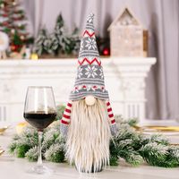 Cross-border New Christmas Decoration European And American Style Knitted Faceless Elderly Long Beard Wine Bottle Cap Wine Bottle Cover Home Holiday sku image 3