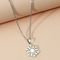Wholesale Hollow Snowflake Pendant Titanium Steel Clavicle Chain Nihaojewelry sku image 1