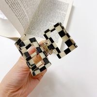 Pvc Material Black And White Checkerboard Square Acrylic Hair Shark Clip main image 1