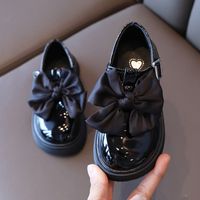 Spring And Autumn New Girls Bow Leather Shoes Fashion Soft Sole Shoes sku image 2