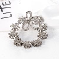 Korean Style Retro Forest Flower Wreath Brooch Alloy Color Diamond Temperament Bow Brooch Simple Brooch Wholesale main image 1