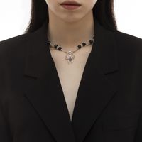 Korean Niche Design Sense Hip-hop Personality Diamond-studded Spider Necklace Wholesale main image 1