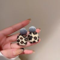 925 Silver Needle Geometric Square Leopard Print Plush Earrings Earrings Korean Retro Niche Autumn And Winter Personality Earrings sku image 1