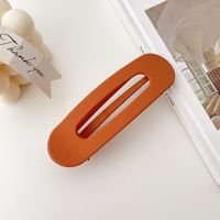 Korean Fall Winter Oval Simple Morandi Frosted Duckbill Clip Large Shark Clip sku image 3