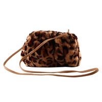 New Handmade Plush Leopard Print Dinner Bag Evening Bag Fashion Clip Dumpling Bag main image 6