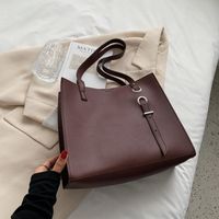 New Fashion Tote Bag Retro Portable Single Shoulder Bag Simple Large-capacity Bucket Bag sku image 3