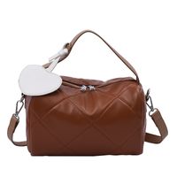 Fashion Texture Handbag 2021 New Niche Rhomboid Pillow Bag Messenger Bag sku image 3