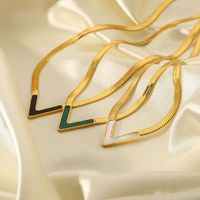 Collar De Oro De 18k De Acero Inoxidable Con Cadena Plana De Serpiente En Forma De V main image 3