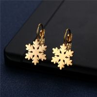 Stainless Steel Snowflake Earrings Glossy Laser Cut 18k Gold Earrings Christmas Ice Flower Earrings main image 2