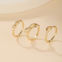 2021 Creative Simple Temperament Women's Jewelry Geometric Twist Alloy Hug Arm Ring 3-piece Set main image 3