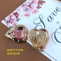 New Temperament Pink Love Stud Earrings Personality Fashion Retro Palace Style Ear Clip main image 4