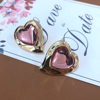 New Temperament Pink Love Stud Earrings Personality Fashion Retro Palace Style Ear Clip main image 5