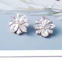 Nouvelles Boucles D&#39;oreilles En Diamant À Fleurs Carrées Géométriques De Personnalité Européenne Et Américaine main image 3