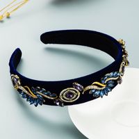 Autumn And Winter New Baroque Style Crystal Pattern Headband Retro Flannel Wide-brimmed Hair Accessories main image 3