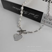 Titanium Steel Love Pearl Ot Buckle Necklace Simple Asymmetric Splicing Clavicle Chain main image 6