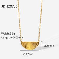 New 18k Gold-plated Stainless Steel Necklace Golden Fan-shaped Split Flower Pendant Necklace Jewelry sku image 1