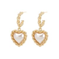 Retro Geometric C-shaped Love Pearl Pendant Earrings Fashion Design Temperament Earrings sku image 1