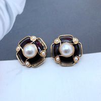 Retro Geometric Drip Glaze Pearl Alloy Earrings Wholesale sku image 10