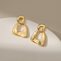 European And American Copper Plating 18k Real Gold Trending Earrings Special-interest Design Glossy Fashion Minimalist Ear Studs Cold Style Small Jewelry main image 3