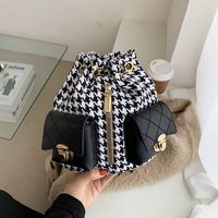 Autumn And Winter New Trend Korean Women's Bag Chain Bucket Backpack main image 6