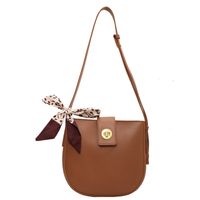 Retro Soft Leather Bucket Underarm Middle Bag Solid Color Saddle Bag main image 6