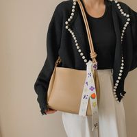 2021 New Solid Color Single Shoulder Messenger Handbags Fashion Texture Bucket Bag Korean Underarm Bag sku image 2