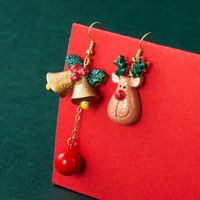 2021 Fashion All-match Christmas Elk Bell Asymmetrische Ohrringe Europäische Und Amerikanische Trendohrringe Weihnachten sku image 2