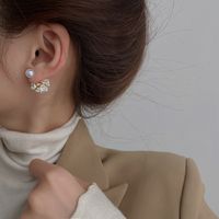 Flower Inlaid Pearls Alloy Artificial Gemstones Earrings main image 5