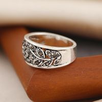 South Korea's New Simple Trend Joint Ring Fashion Retro Geometric Hollow Rhinestone Leaf Ring main image 3