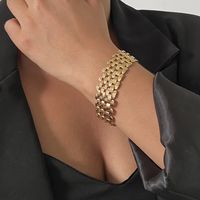 Mode Géométrique Le Fer Pas D'Incrustation Femmes Bracelets main image 5