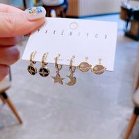 Yakemiyou Fashion Star Copper Inlaid Shell Shell Earrings main image 3