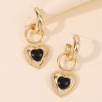 Baroque Style Elegant Heart Pendant Earrings main image 2