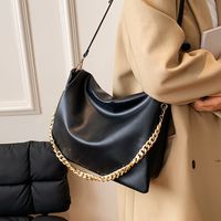 Sac Rétro Grande Capacité Automne Et Hiver 2021 Nouveau Sac Sac Messager Femme Chaîne main image 4