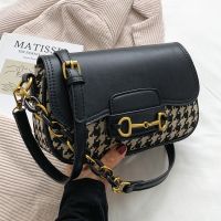 Chain Messenger Bag 2021 New Niche Western Style One-shoulder Armpit Small Square Bag main image 5