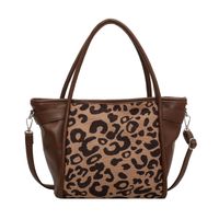 Large-capacity Handbags 2021 New Fashion Leopard-print Messenger Sense Single-shoulder Portable Tote Bag main image 3
