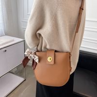 2021 New Autumn And Winter Fashion Casual Saddle Texture One-shoulder Messenger Bag main image 1