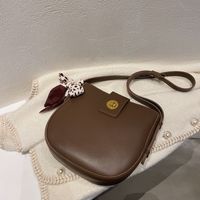 2021 New Autumn And Winter Fashion Casual Saddle Texture One-shoulder Messenger Bag main image 5