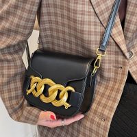 2021 New Fashion Autumn And Winter Retro Texture Single Shoulder Messenger Saddle Bag main image 5