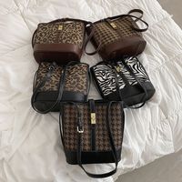 Retro New Bucket Bag Korean Fashion Hit Color Printing Leopard Print One-shoulder Messenger Bag main image 5