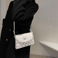 Retro Gentle Small Square Butterfly Lace Shoulder Messenger Bag main image 4