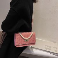 2021 Retro Printing Texture Simple Small Bag Fashion Pearl Portable Messenger Small Square Bag main image 4