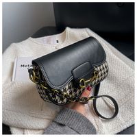 Chain Messenger Bag 2021 New Niche Western Style One-shoulder Armpit Small Square Bag sku image 1