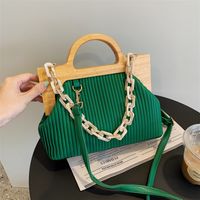 Autumn And Winter New Wooden Handle Fashion Chain Fold Striped Shoulder Simple Messenger Bag sku image 5