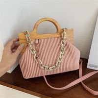 Otoño E Invierno Nuevo Asa De Madera Cadena De Moda Pliegue Hombro A Rayas Simple Bolso De Mensajero sku image 7