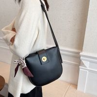 2021 New Autumn And Winter Fashion Casual Saddle Texture One-shoulder Messenger Bag sku image 1