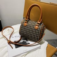 2021 New Bag Pillow Bag Houndstooth Portable Casual Fashion One-shoulder Messenger Bag sku image 2